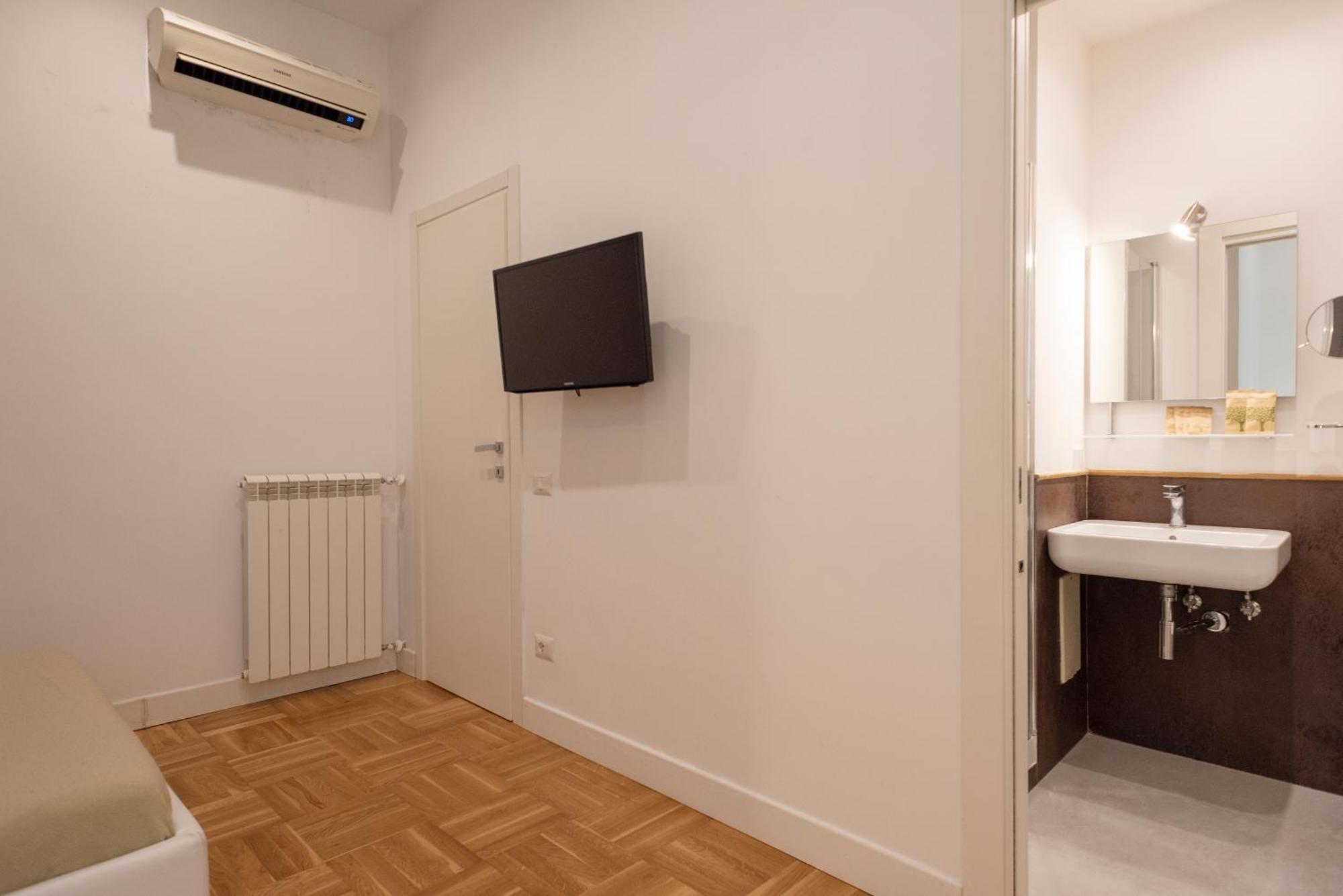 Pignatelli Rooms Naples Exterior photo