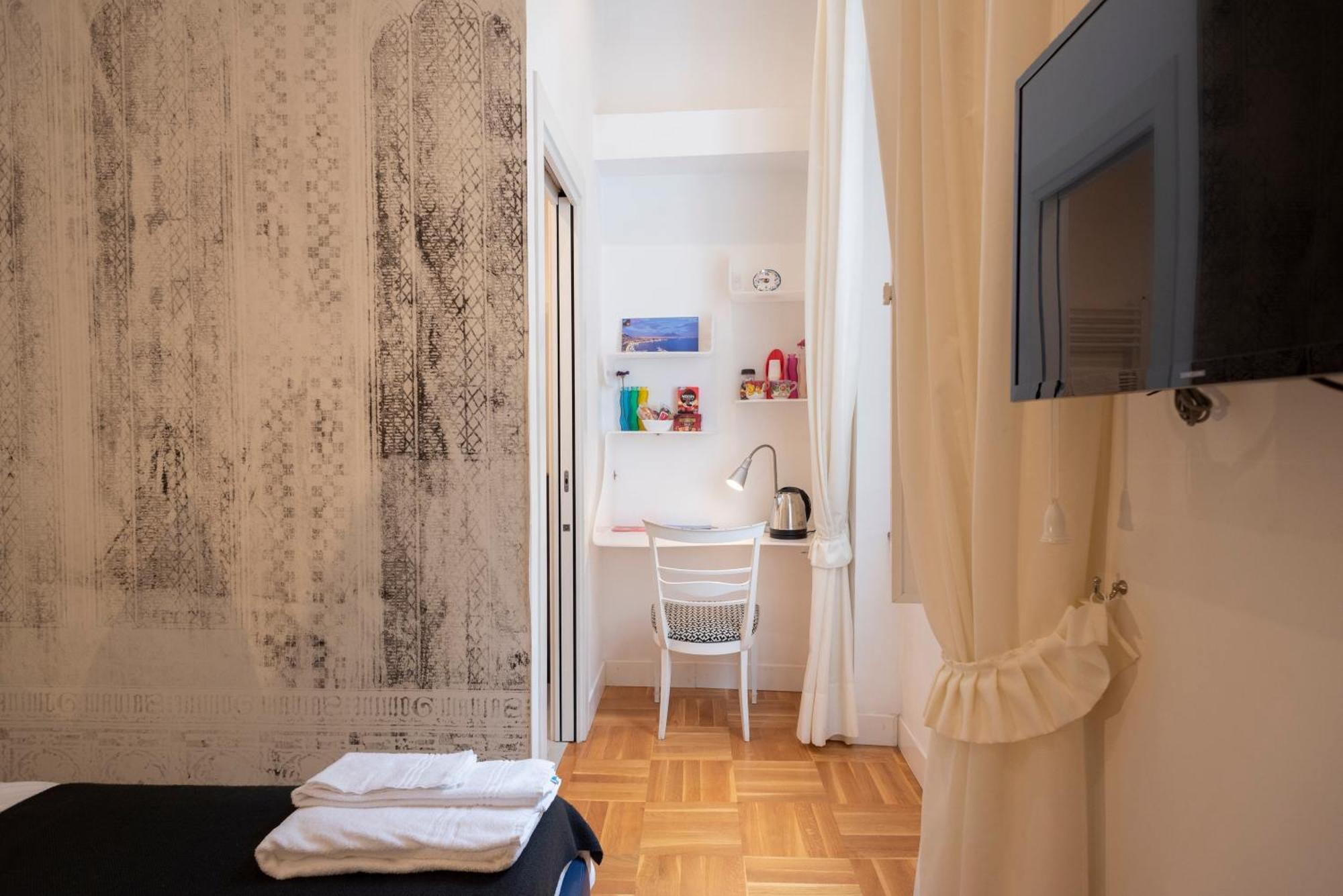 Pignatelli Rooms Naples Exterior photo